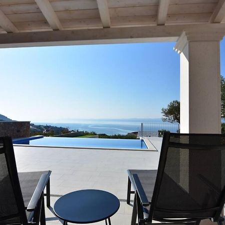 Villa Katarina - Infinity Pool With Amazing View ボル エクステリア 写真